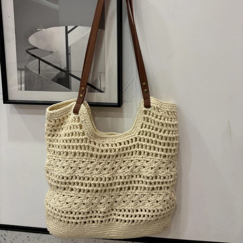 Handgeknüpfte Shopper-Tasche mit integriertem Ledergriff Skanto