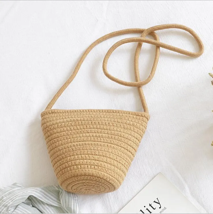 Handgeknüpfte Handtasche mit stilvollem Textilmix Skanto