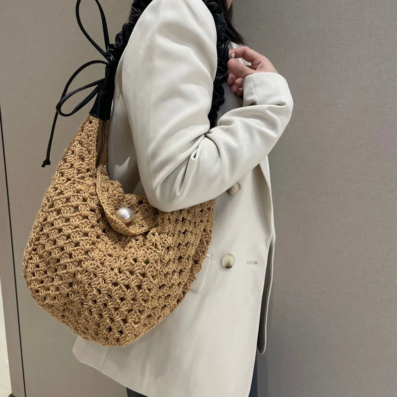 Handgeknüpfte vielseitige Tasche mit eleganten Perlenverzierungen Skanto