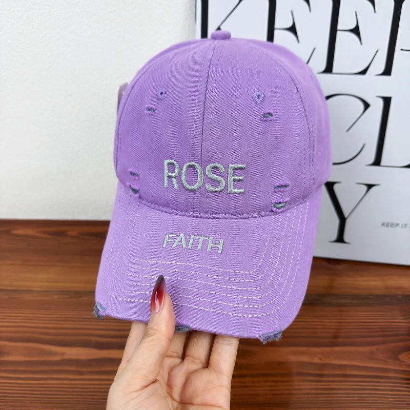 Damen verstellbare Cap im Used-Look mit Grafik Skanto