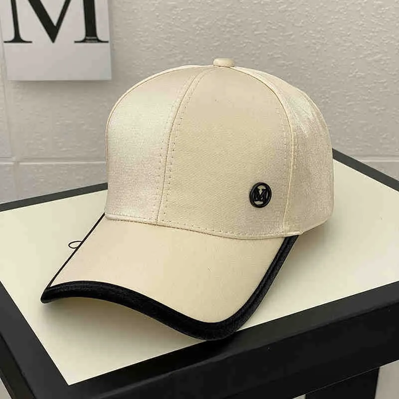 Damen Baseballkappe aus glänzendem Satin Skanto