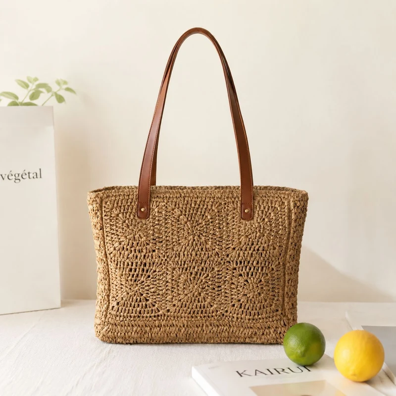 Natur-Bast-Shopper mit eleganten Ledergriffen Skanto