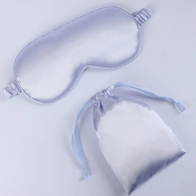 Seidenweiche Maske für Damen mit gepolstertem Augenbereich, verstellbarem Gummiband und Aufbewahrungsbeutel Skanto