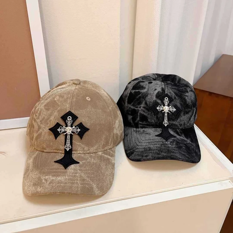 Herren-Baseballcap aus Samt mit gesticktem Kreuz Skanto