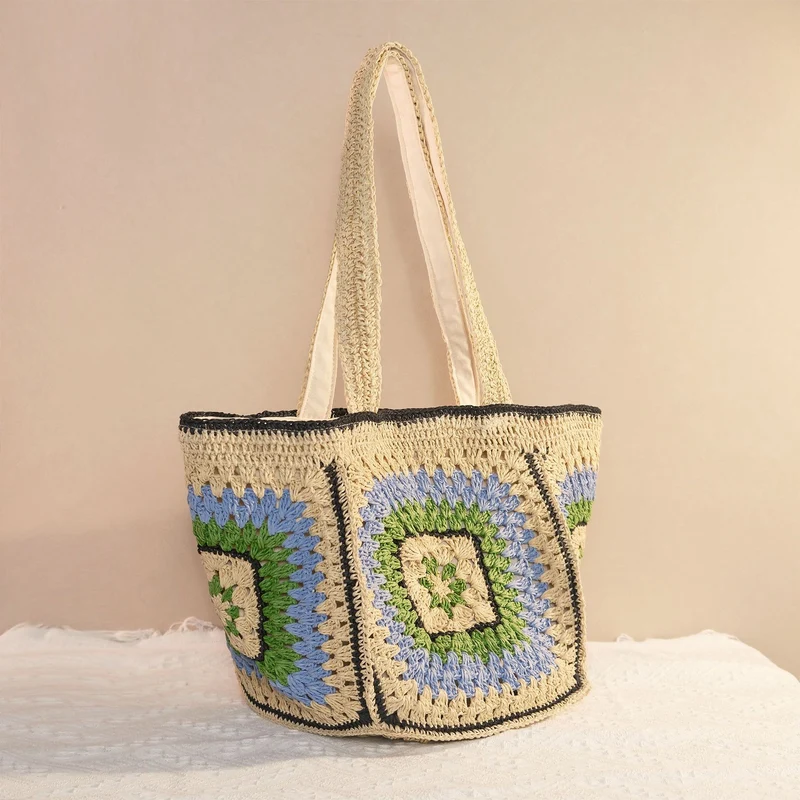 Schultertasche mit einzigartigem Granny Square Design Skanto
