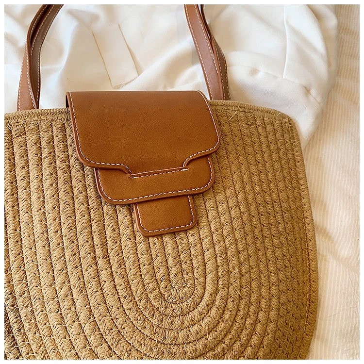 Moderne und handgefertigte Korbtasche mit Leder-Details Skanto
