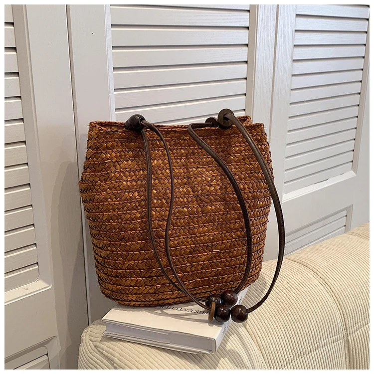 Handgefertigte Tasche aus Naturmaterial Skanto