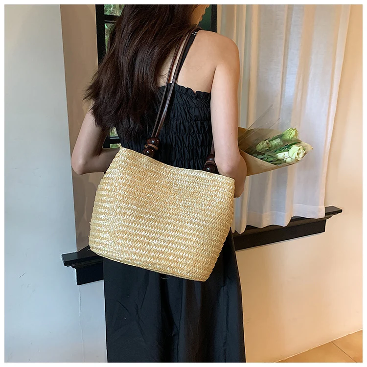 Handgefertigte Tasche aus Naturmaterial Skanto