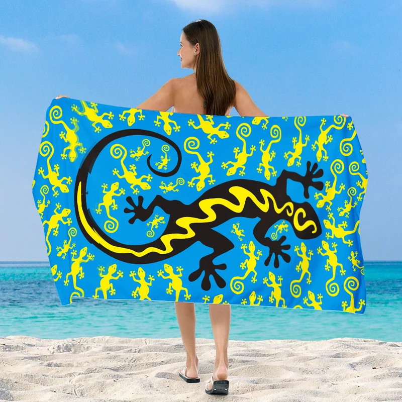 Strandtuch mit lebhaftem, farbenfrohem Tiermotiv Skanto
