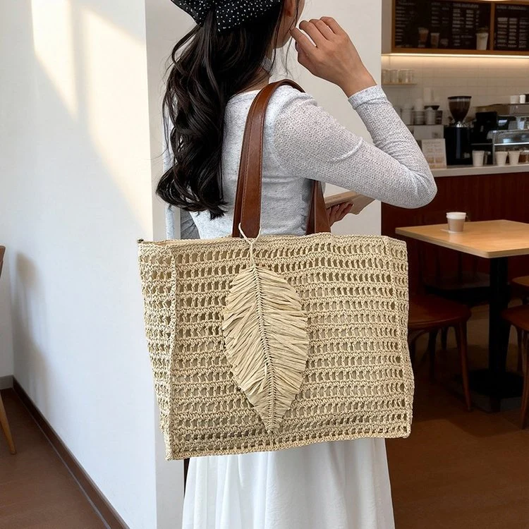 Makramee Strandtasche mit Leder-Details Skanto