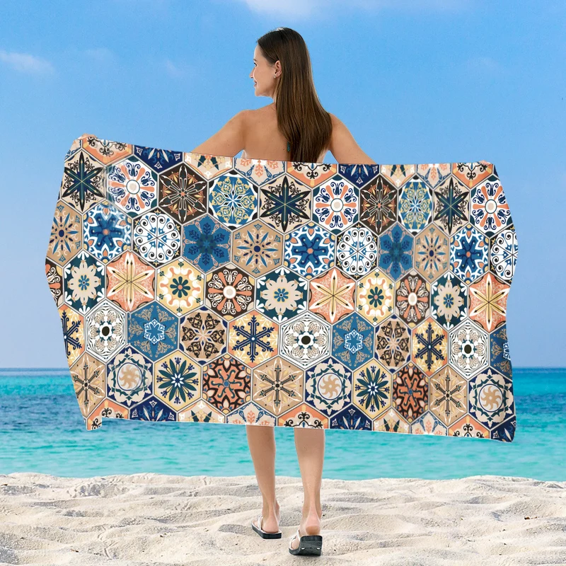 Strandtuch mit exklusivem geometrischem Muster Skanto