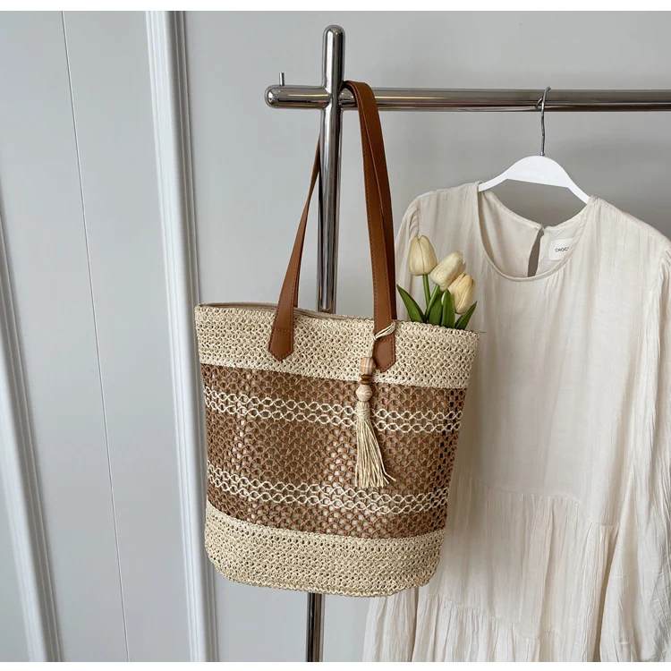 Handtasche im rustikalen Wellendesign Skanto