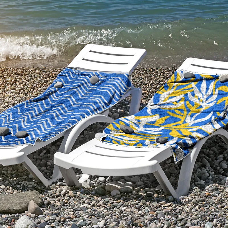 Strandtuch aus hautfreundlicher Mikrofaser mit kreativem Mustermix Skanto
