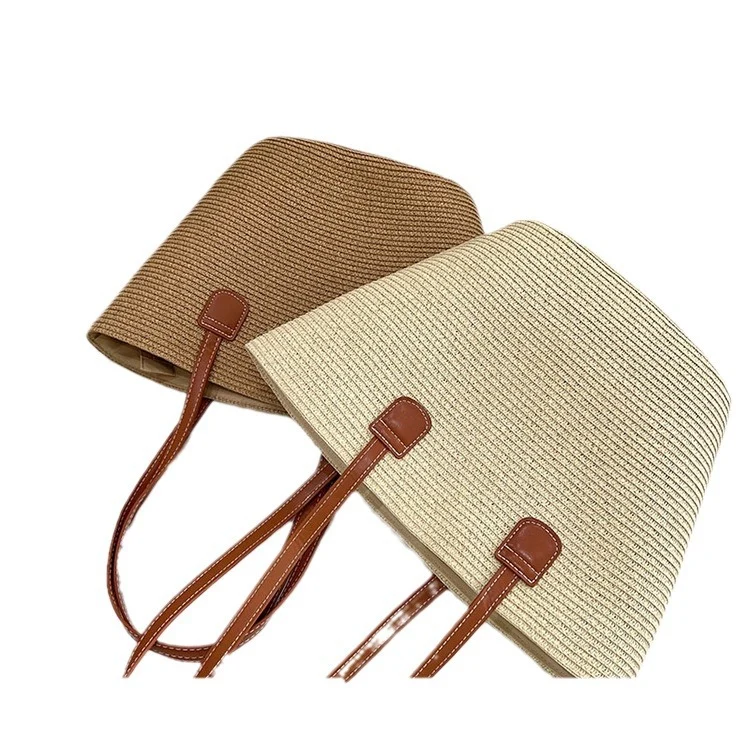 Klassische Strohtasche mit Lederakzenten Skanto