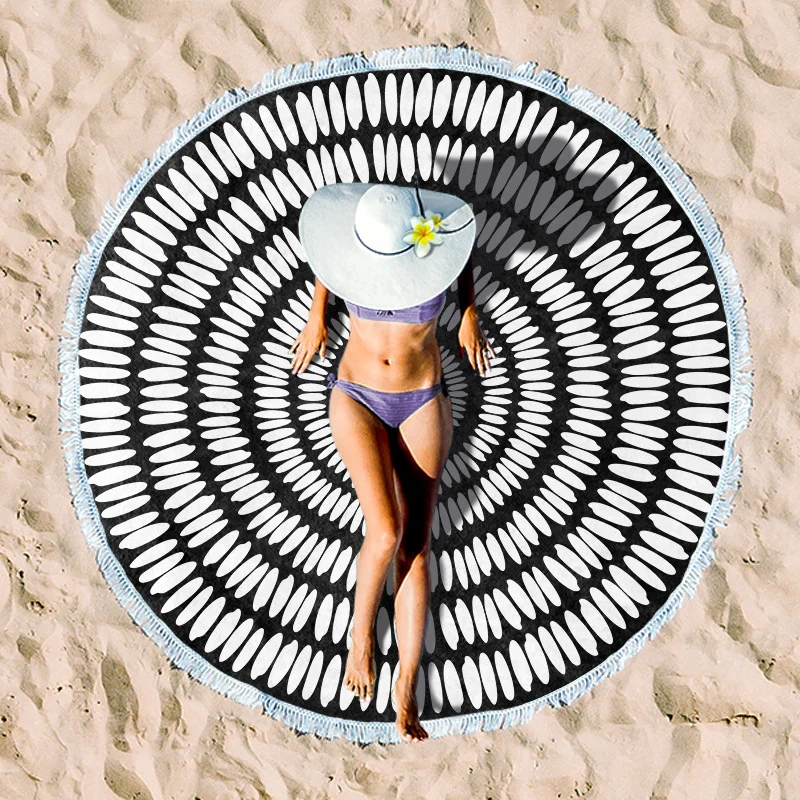 Skanto Rundes Strandtuch mit tropischem Blätterdruck und Fransen-Detail Skanto