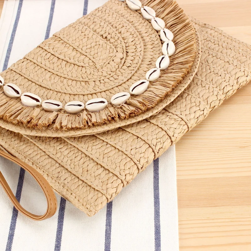 Stilvolle Handtasche mit gefranster Muschelverzierung Skanto