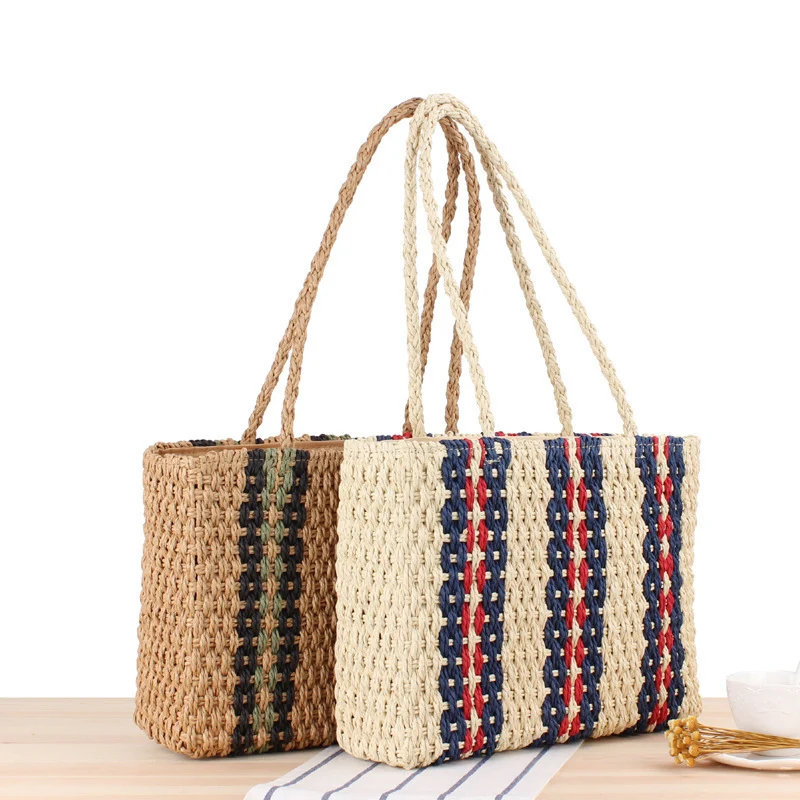 Strandtasche im modernen Design mit dekorativen Streifen Skanto