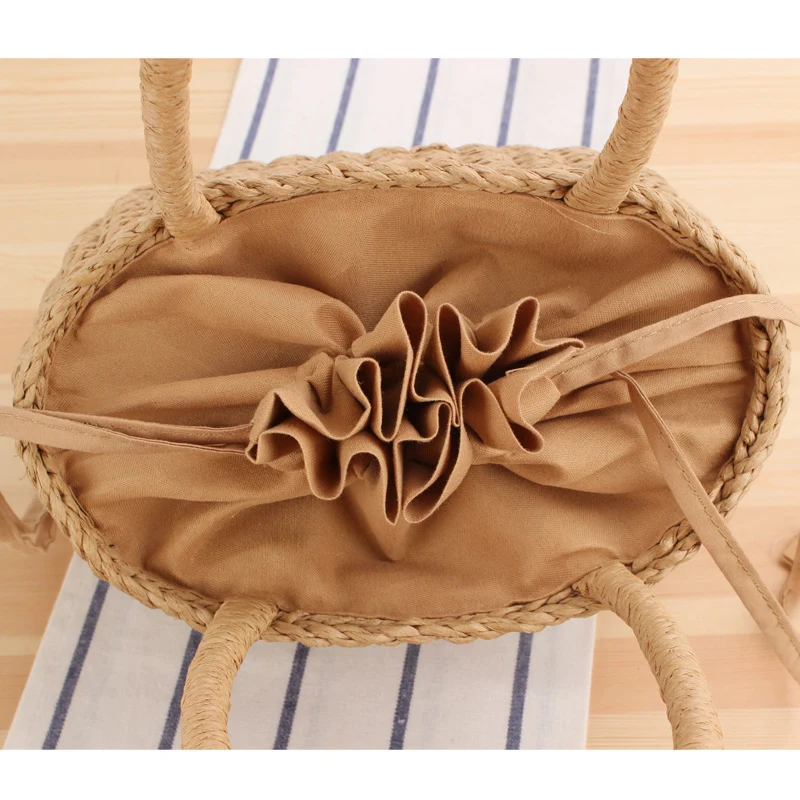 Geflochtene Strandtasche im modernen Design Skanto