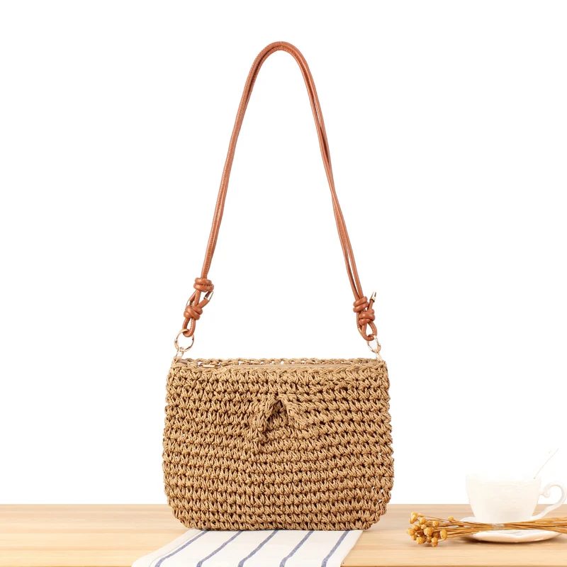 Handtasche aus geflochtenem Naturmaterial mit verstellbarem Riemen Skanto