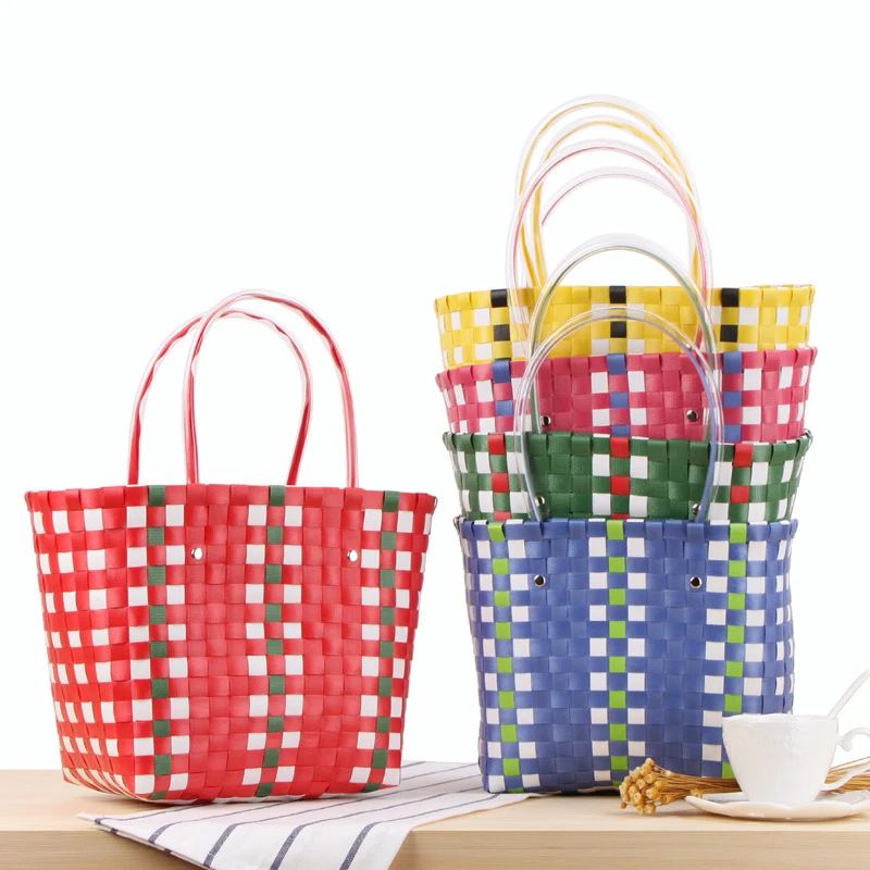 Geflochtener Shopper mit farbenfrohem Muster Skanto