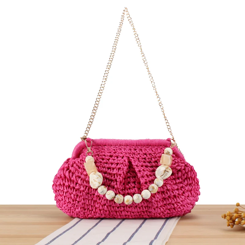 Geflochtene Clutch mit Perlenakzent Skanto