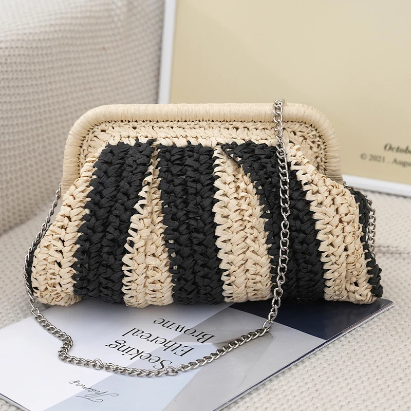 Moderne Handtasche mit lockerem Faltdesign Skanto