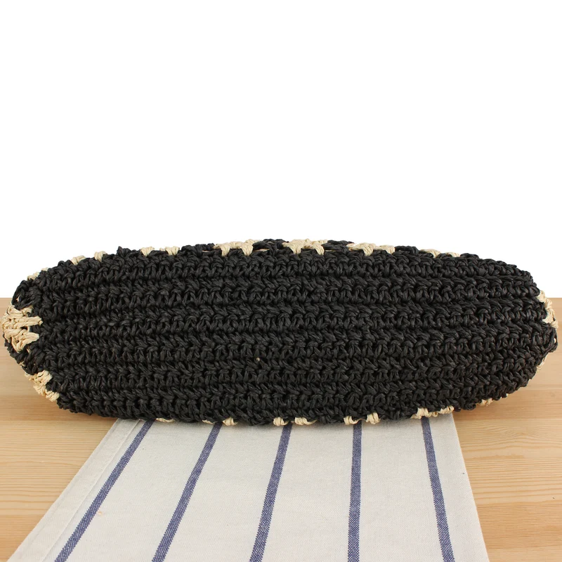 Handtasche mit elegantem Streifenmuster und robusten Ledergriffen Skanto