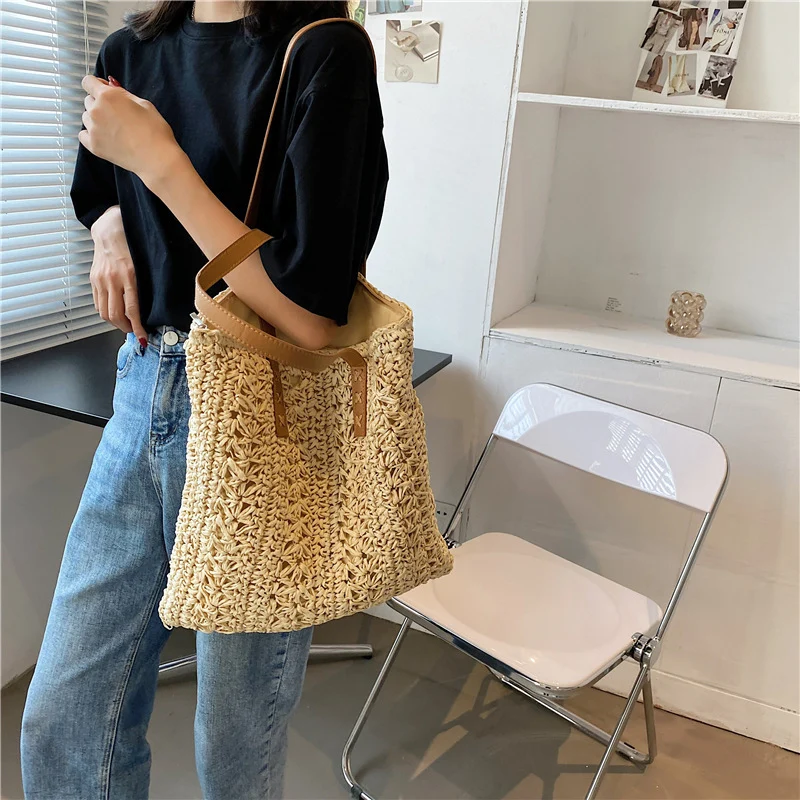 Gewebte Handtasche aus Naturmaterial Skanto