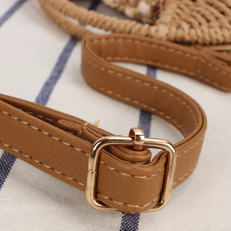 Elegante Korbtasche mit einzigartigem Verschluss Skanto