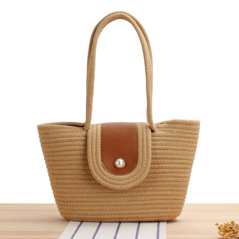 Elegante Korbtasche mit Lederklappe Skanto