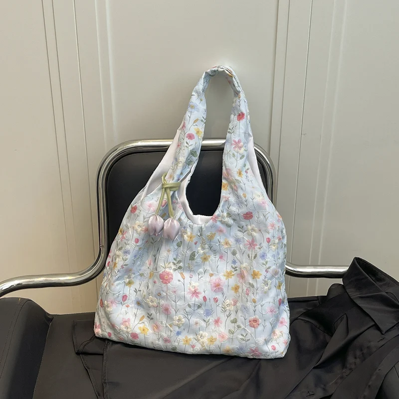 Praktische Einkaufstasche mit Blumenmuster Skanto