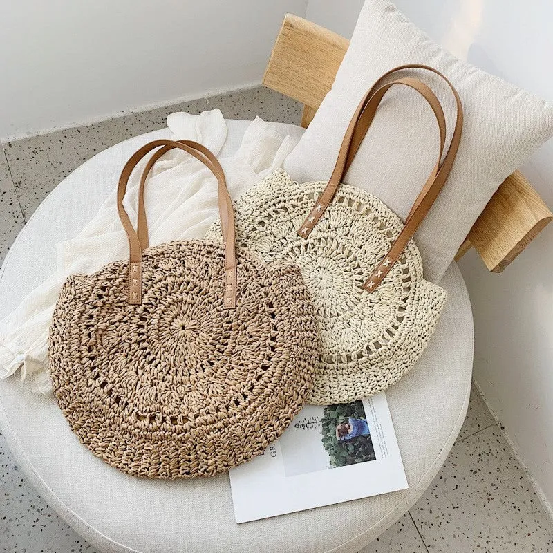 Handgemachte runde Tasche aus Naturraffia Skanto