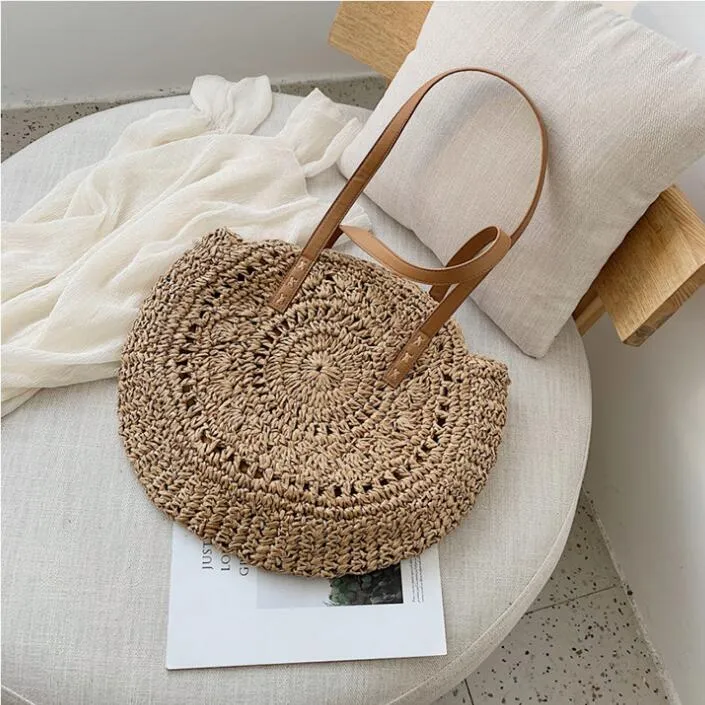 Handgemachte runde Tasche aus Naturraffia Skanto