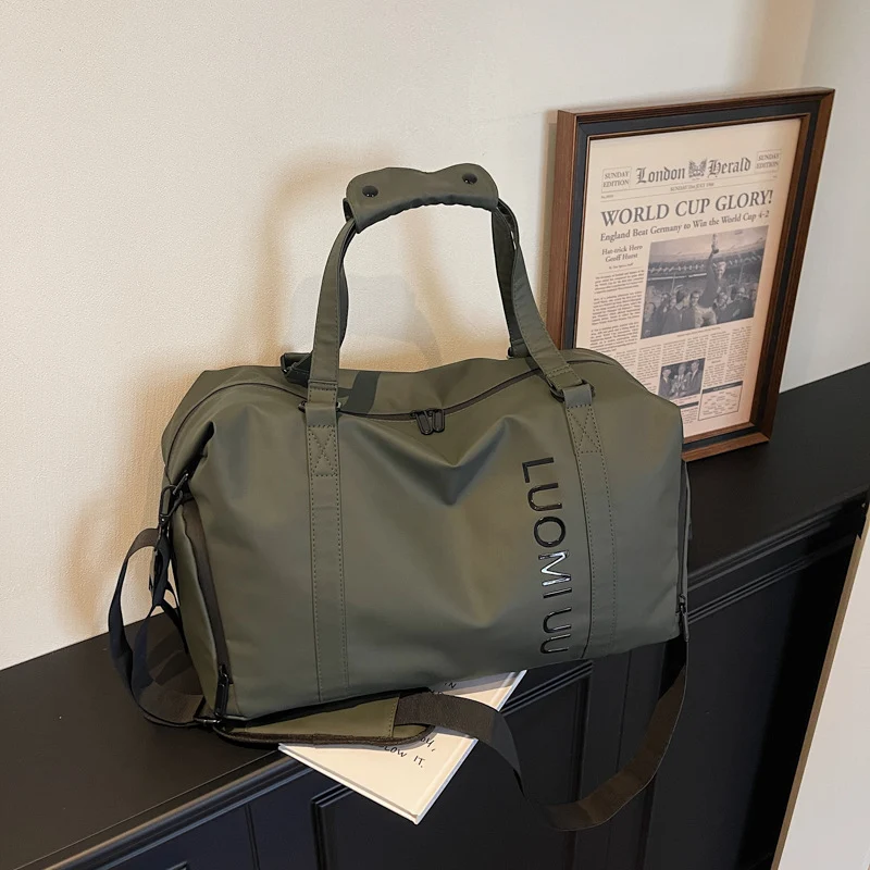 Stylische und Robuste Sport-Reisetasche Skanto für Damen