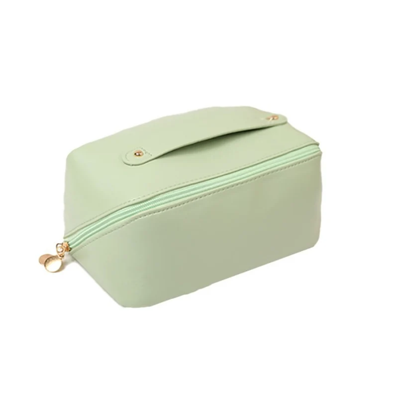 Luxuriöse Kosmetiktasche im minimalistischen Design Skanto