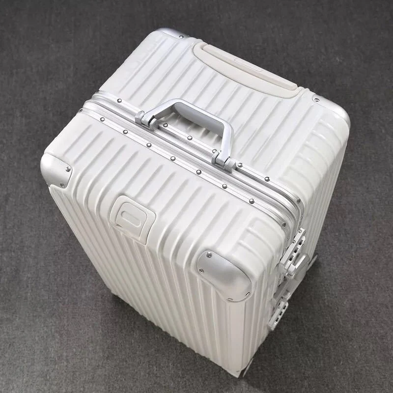 Leichter Hartschalen-Reisetrolley Skanto