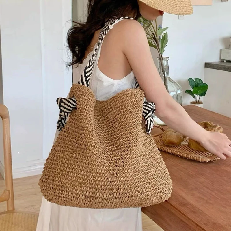 Handgemachte trendige Strohtasche Skanto