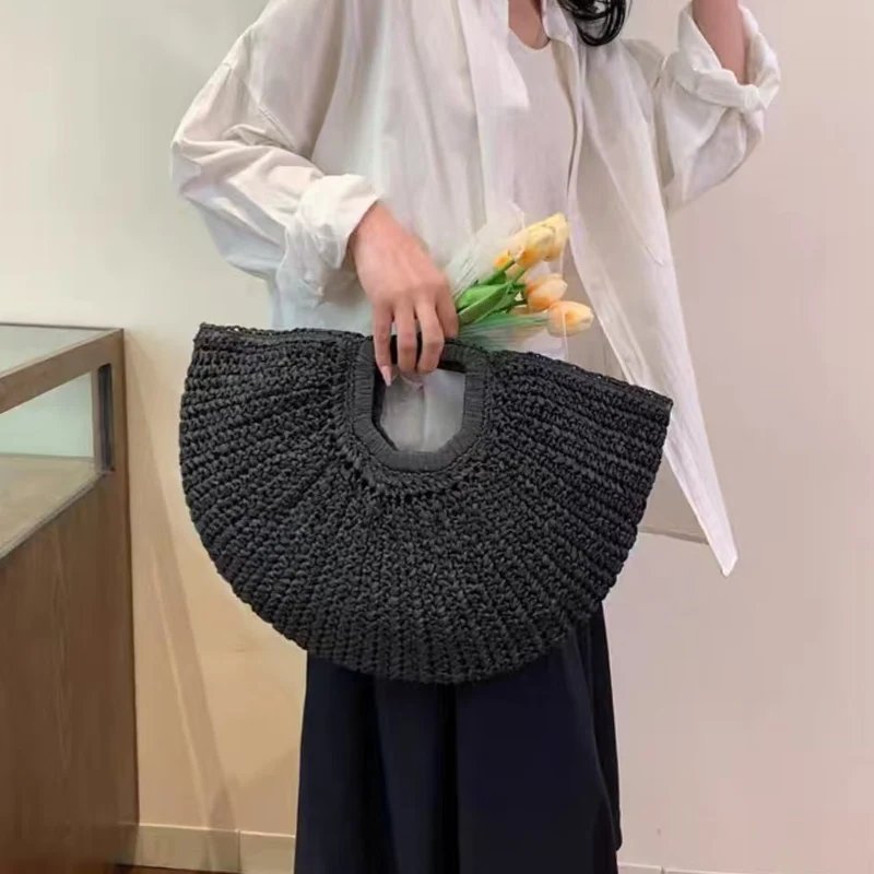 Handtasche mit einzigartiger Faltstruktur Skanto