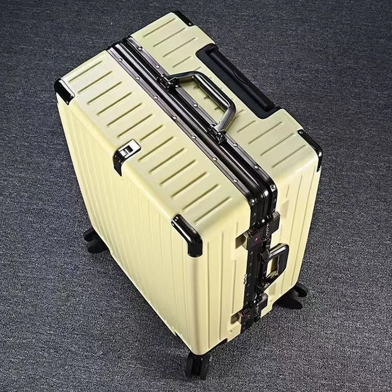 Robuster Expeditionskoffer Skanto