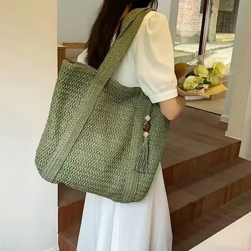 Geflochtene Strandtasche mit Fransen-Detail Skanto