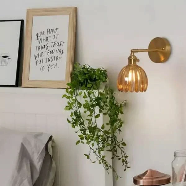 Vintage Tulpenförmige Glas-Wandlampe
