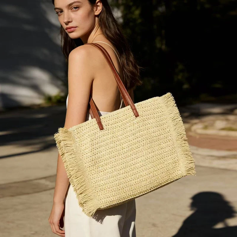 Elegante Raffia-Henkeltasche Skanto