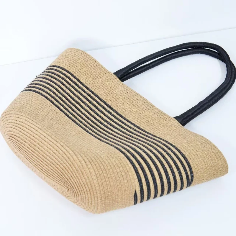 Strandtasche mit elegantem Streifenmuster und robusten Griffen Skanto