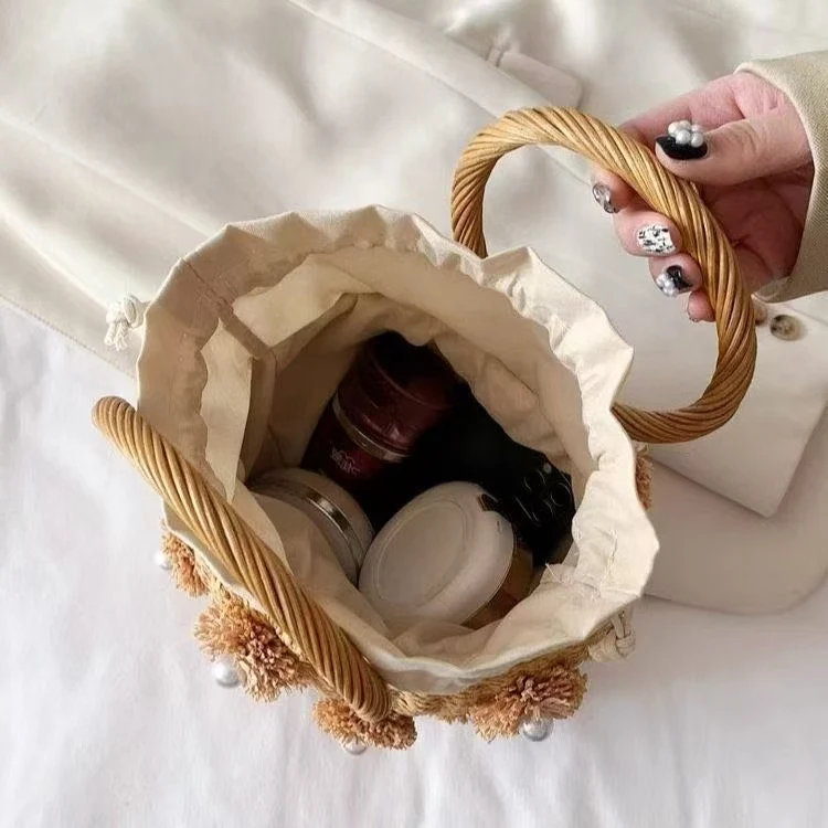 Edle Handtasche mit Perlenverzierungen Skanto