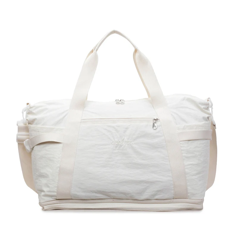 Sportliche Reisetasche für Damen mit praktischen Fächern Skanto