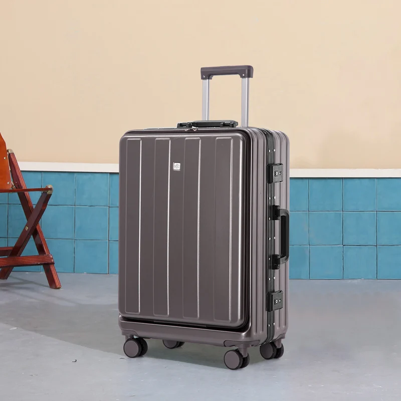 Robuster Hartschalen-Reisekoffer mit Rollen Skanto