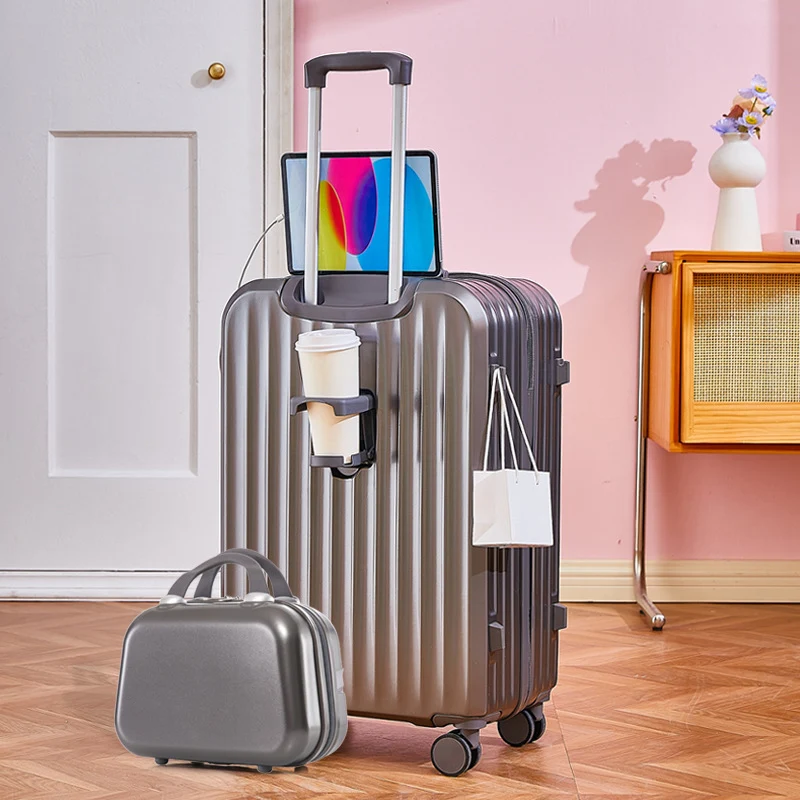 Smarter Rollkoffer mit integriertem USB-Ladeanschluss Skanto