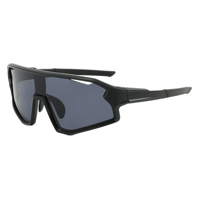 Sportliche Damen-Sonnenbrille mit fortschrittlichem UV-Schutz und ergonomischem Design Skanto