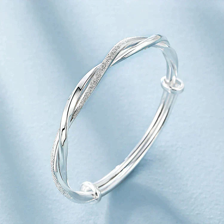 Elegantes geflochtenes Silberarmband