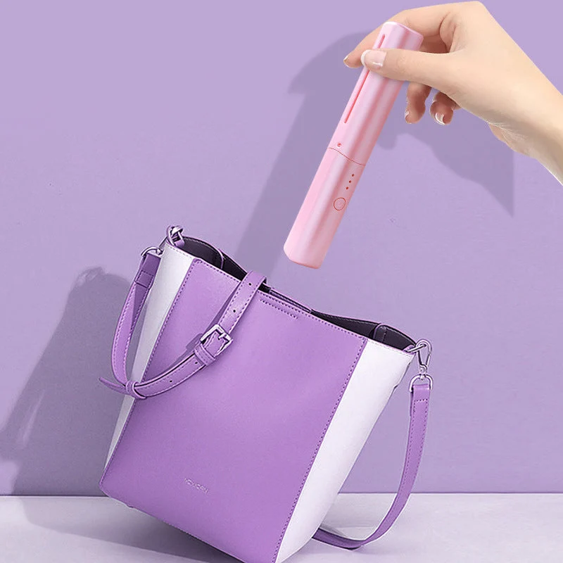 Skanto | Travel Dryer™ Schnelles und einfaches Haarstyling für unterwegs in nur wenigen Minuten.